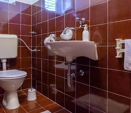 شقة Apartman Luka *