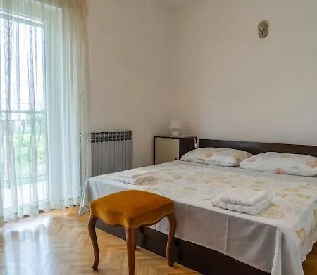 Apartman Luka شقة