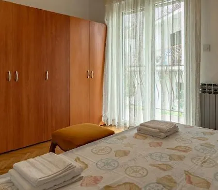 شقة Apartman Luka *