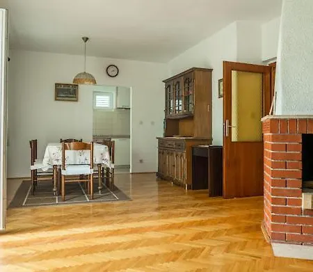 Apartman Luka 公寓